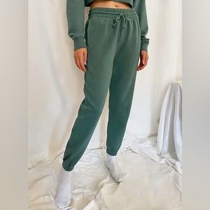 Tna Cozy Fleece Boyfriend Sweatpant